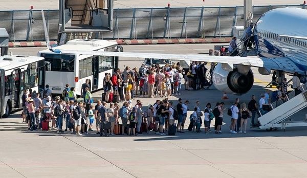 Авиапассажирам в России готовят аналог «Турпомощи»