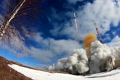 В Минобороны объяснили необычную траекторию для полета ракеты «Сармат»